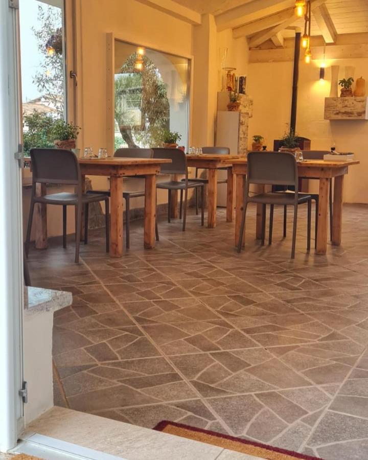 Il Salice B&B Olbia Bagian luar foto