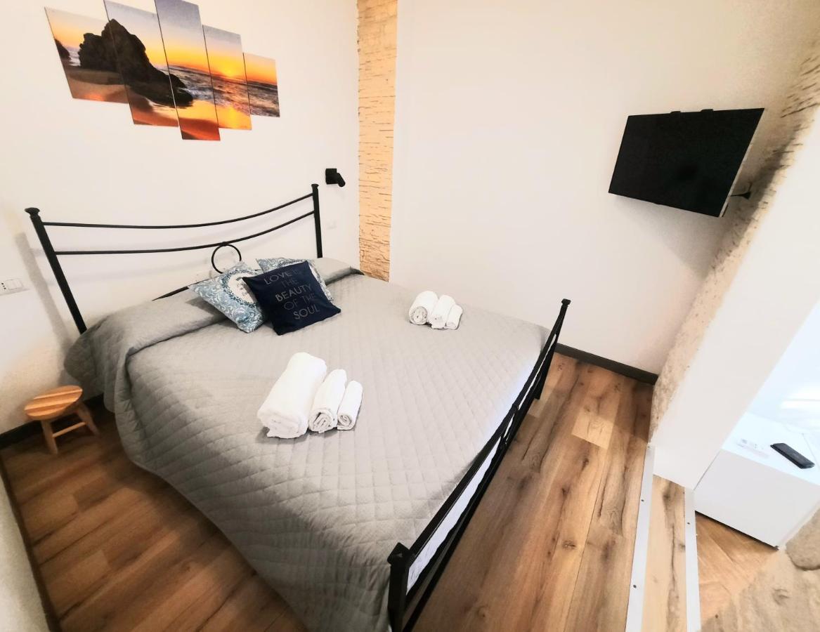 Il Salice B&B Olbia Bagian luar foto