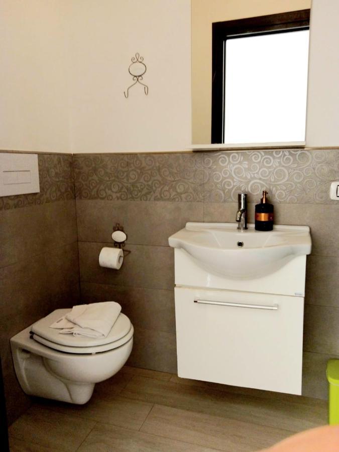 Il Salice B&B Olbia Bagian luar foto