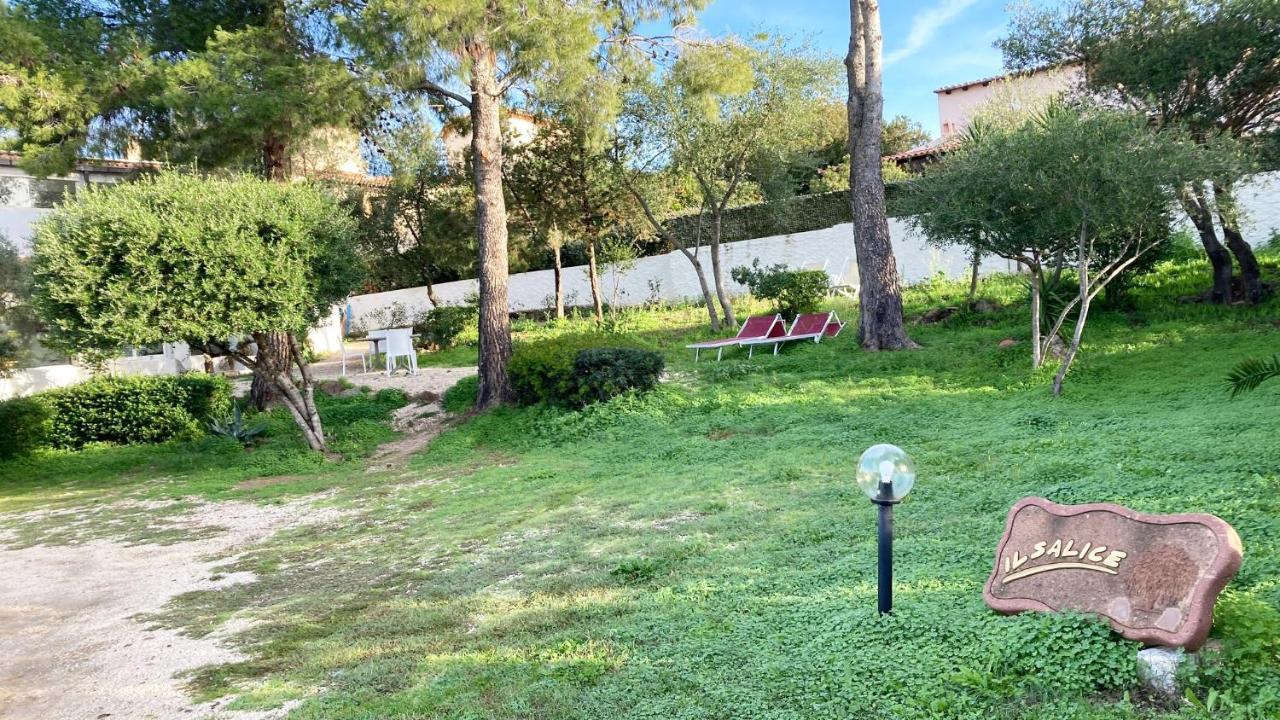 Il Salice B&B Olbia Bagian luar foto
